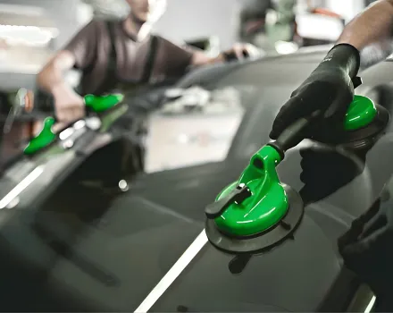 Windscreen and car glass replacement at Focus Auto Dubai